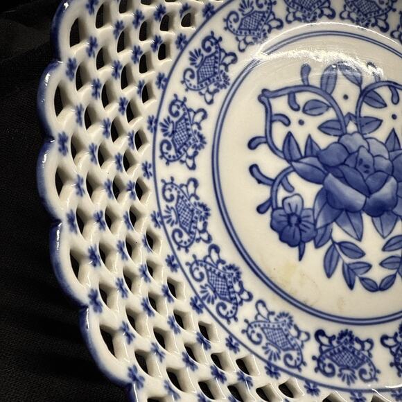 Blue And White Lace Bowl 10 Inches Diameter Centerpiece Statement piece - Picture 4 of 16